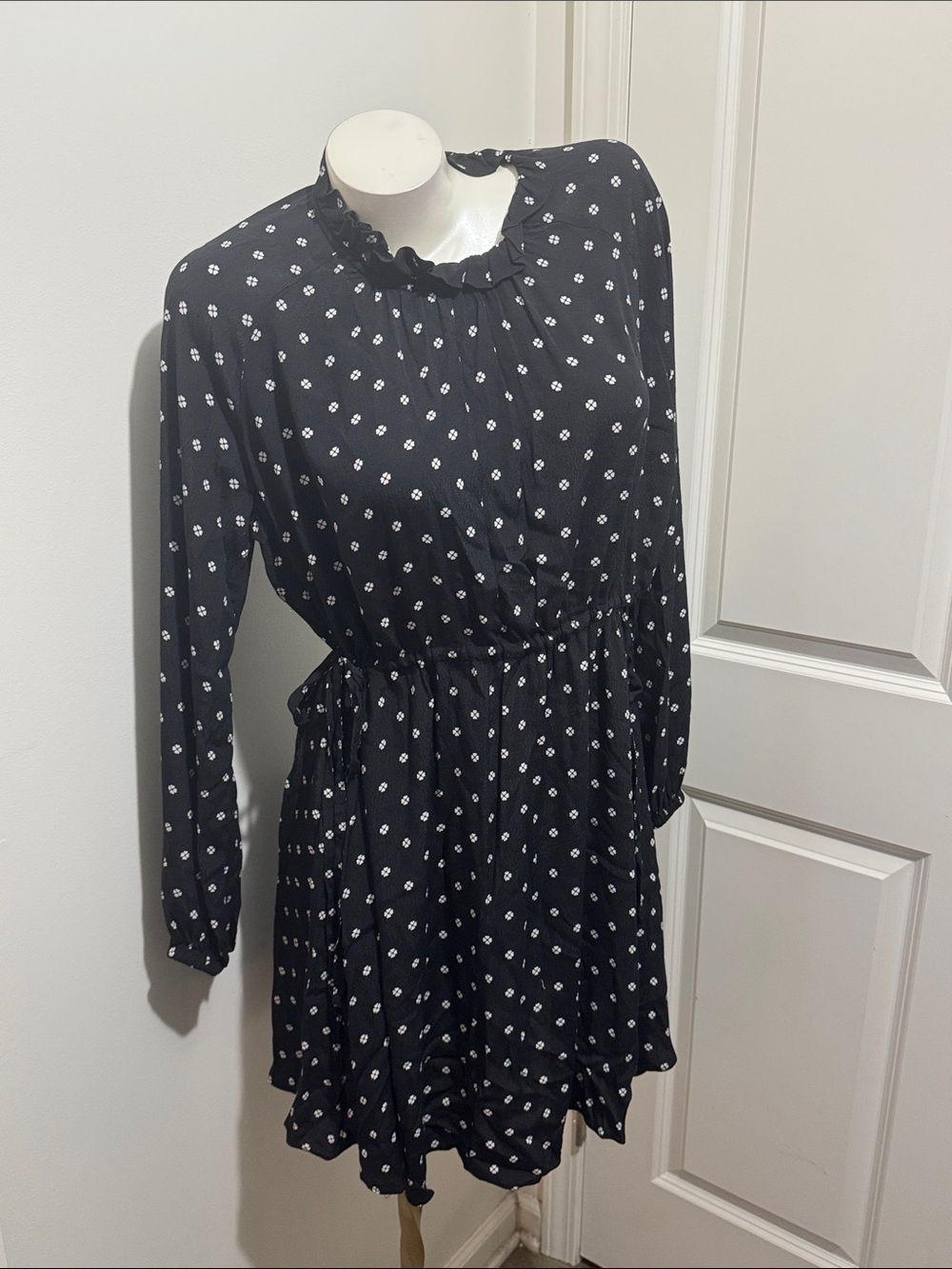 kate spade Black and White Floral-Print Ruffle-Neck Midi Dress